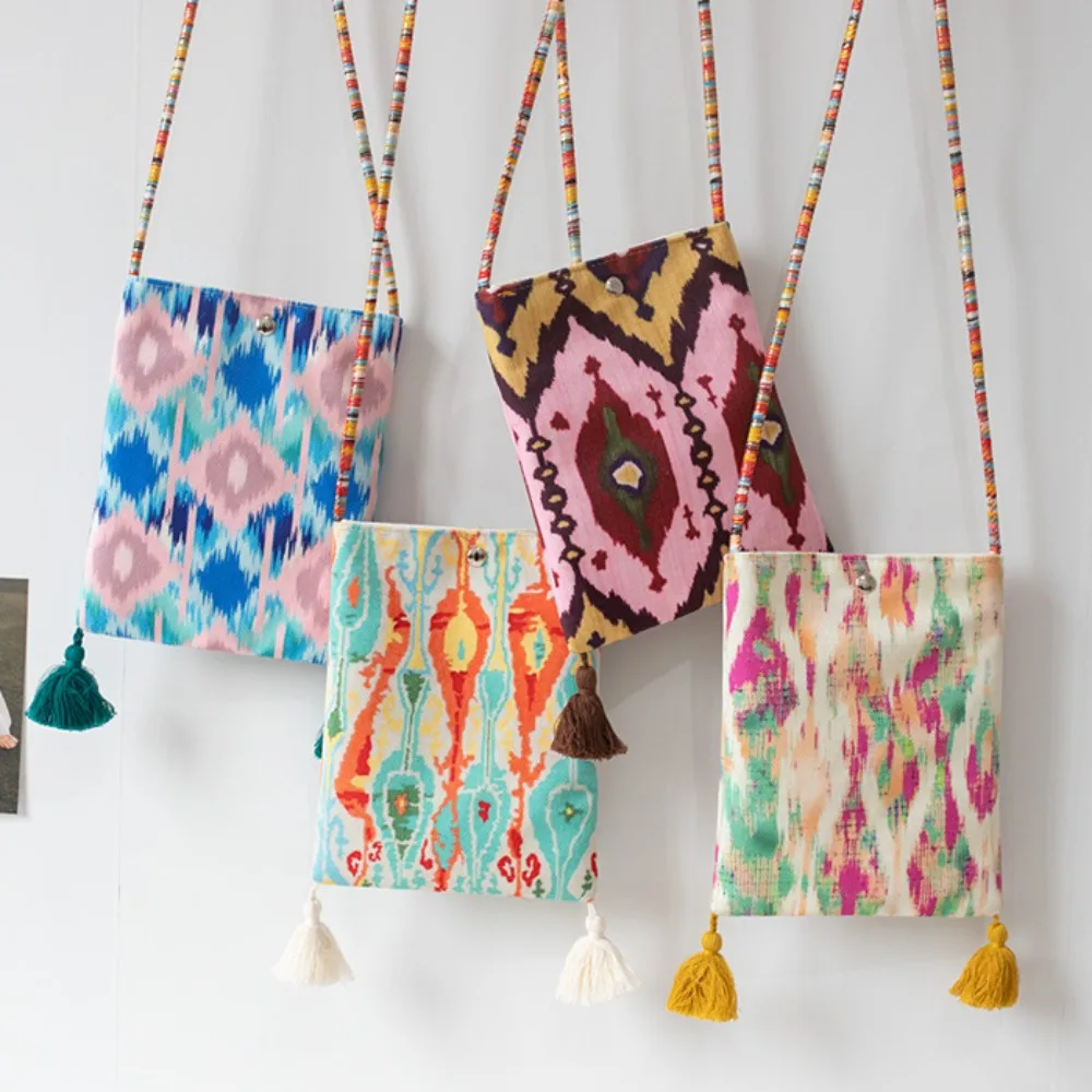 Cute Retro Pattern Crossbody Phone Bag Handbag Purse Small Shoulder Bag Personalized Printed Cartoon Tote Bag Phone