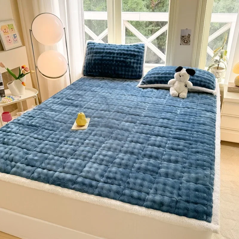 Winter Thick Warm Milk Velvet Mattress Toppers Double Bed Cover Thin Fold Tatami Mat Non-slip Mattress Cover Bedspread Bed Sheet