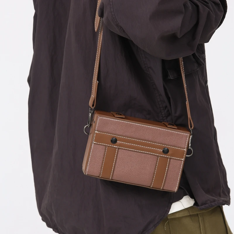 

Messenger Bag For Men High Quality Leather Box Crossbody Shoulder Bag Brand Design Young Men Fashion Casual Square Satchels