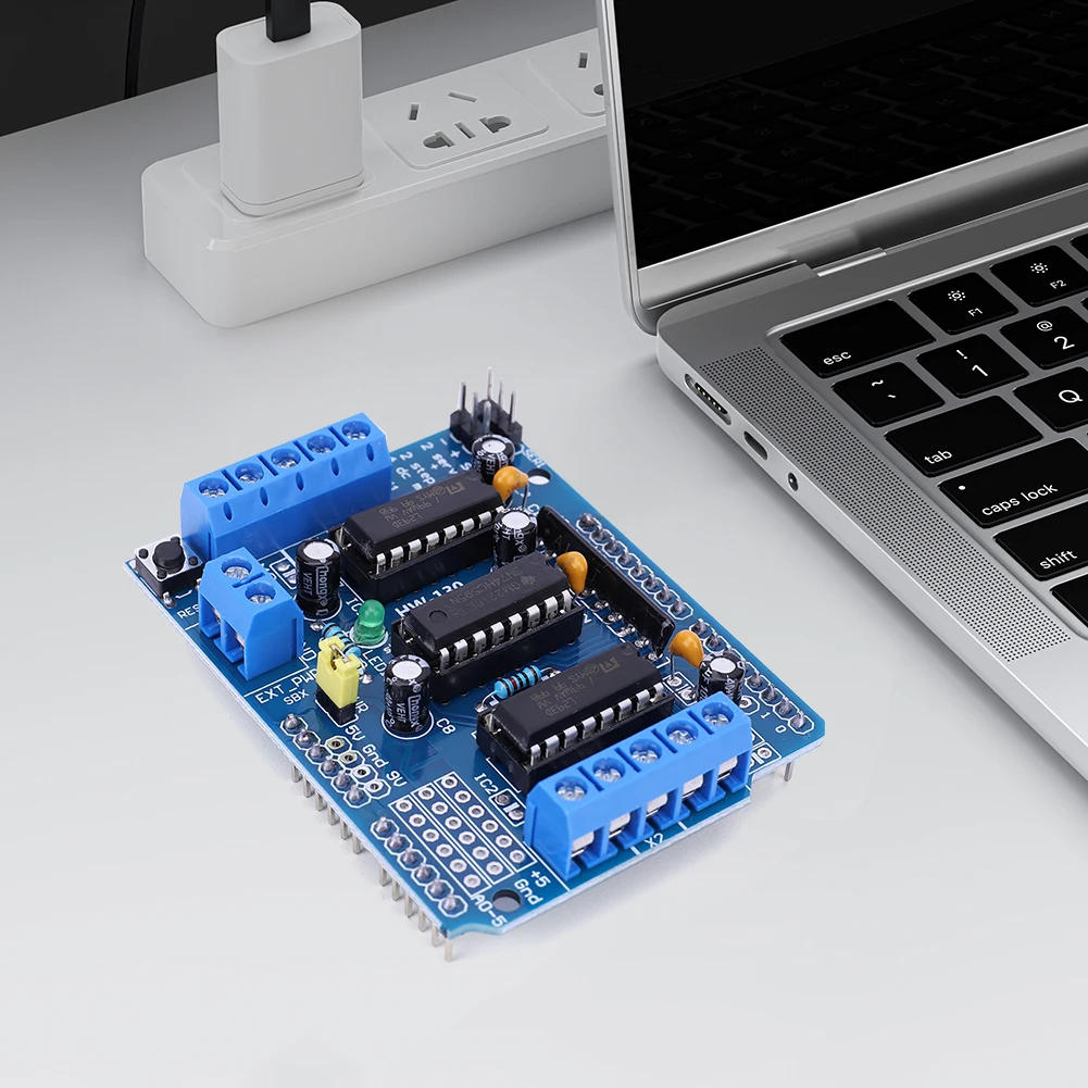 L293D DC Motor Drive Shield Stepper 4.5-36V 4CH Motor Control Shield for Arduino Raspberry Pi DIY Experiments