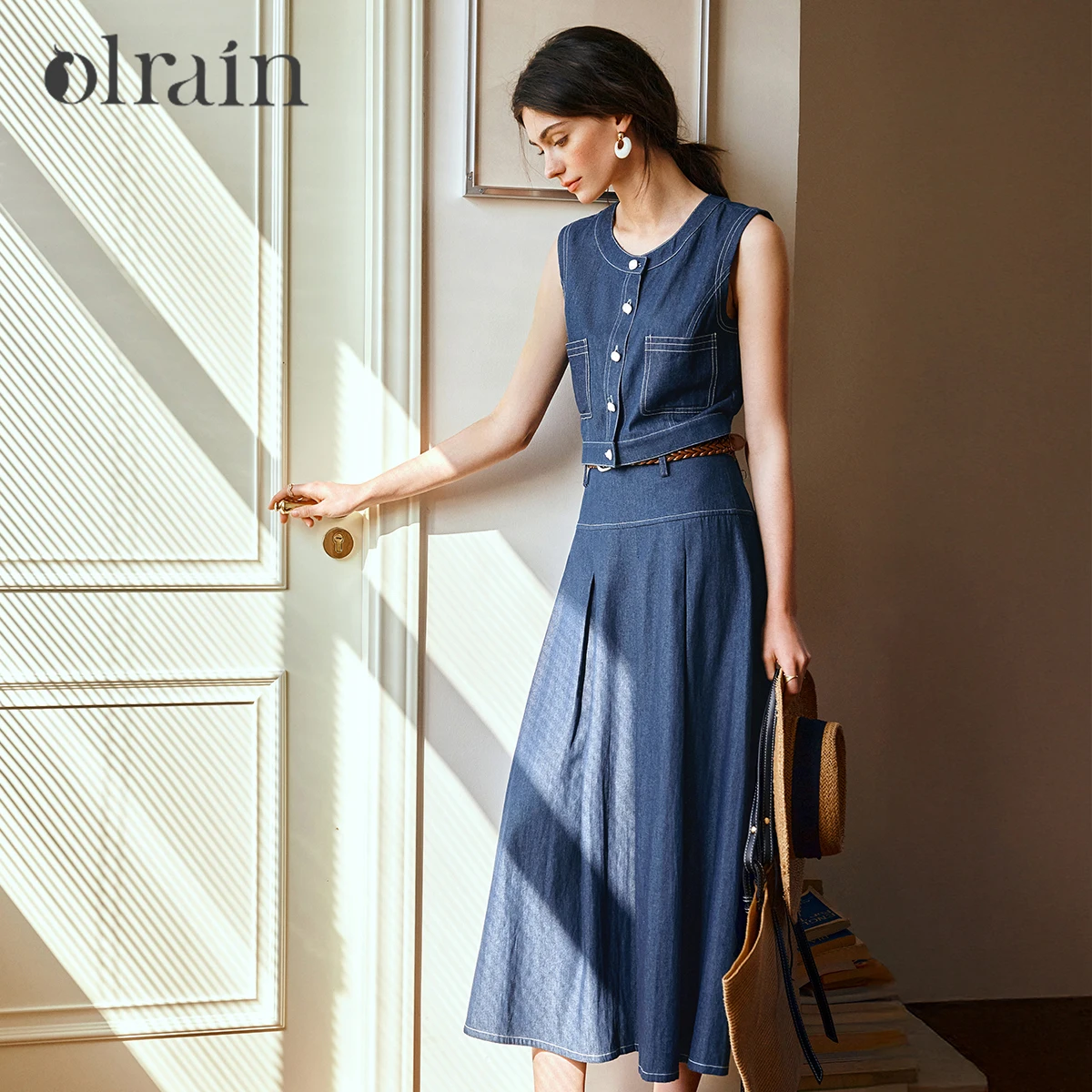 

OLrain Women Summer Denim Skirt Suit 2025 Ladies Elegant French Retro Waistcoat A Line Skirt Two Piece Woman Outfits O57XE98012