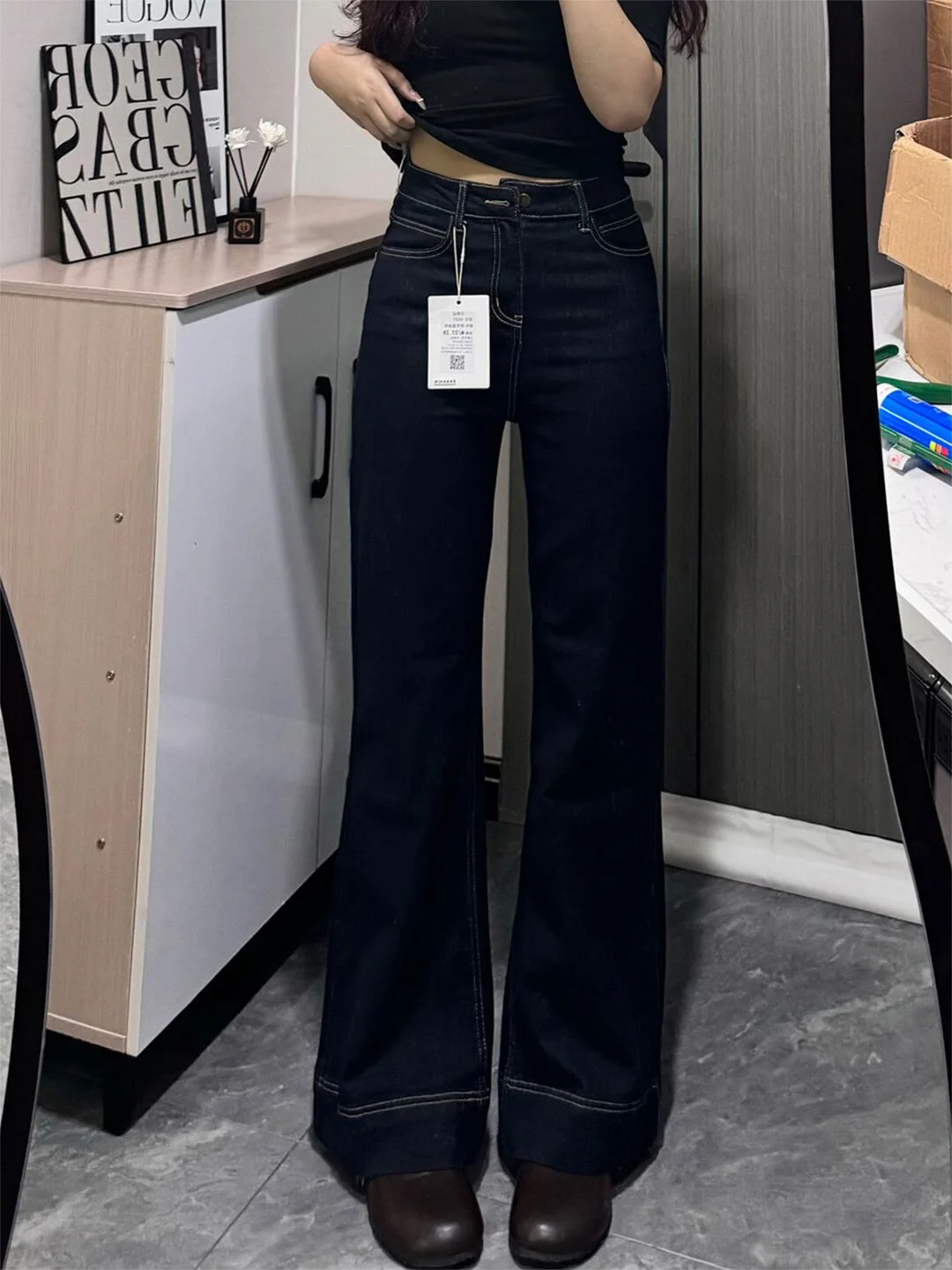 

Retro Slim Fit High Waist Straight Leg Jeans Women Summer 2026 New Washed Black Floor-Length Pants Casual Wear