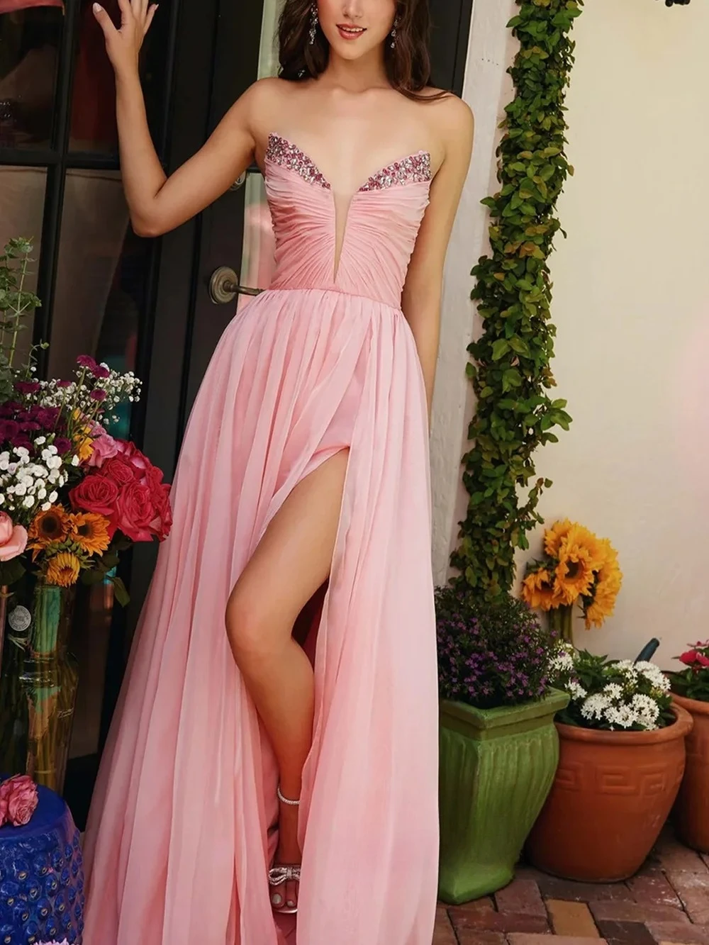 فستان سهرة مخصص مثير عميق الخامس الرقبة بلا أكمام كريستال الديكور الطية سبليت ألف خط قطار الاجتياح فستان حفلات فساتين الحفلات