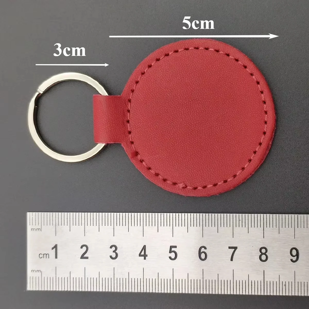 Customized Round Leather Pendant LOGO Business Gift Cowhide PU Key Chain Personalized Airtag Keychain Car Bag Keyring Gift