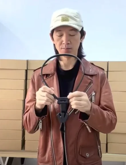 

Профессиональный регулируемый держатель микрофона на шею, аксессуар для фокусов, сценический фокусник, иллюзия, трюк, сценические выступления крупным планом