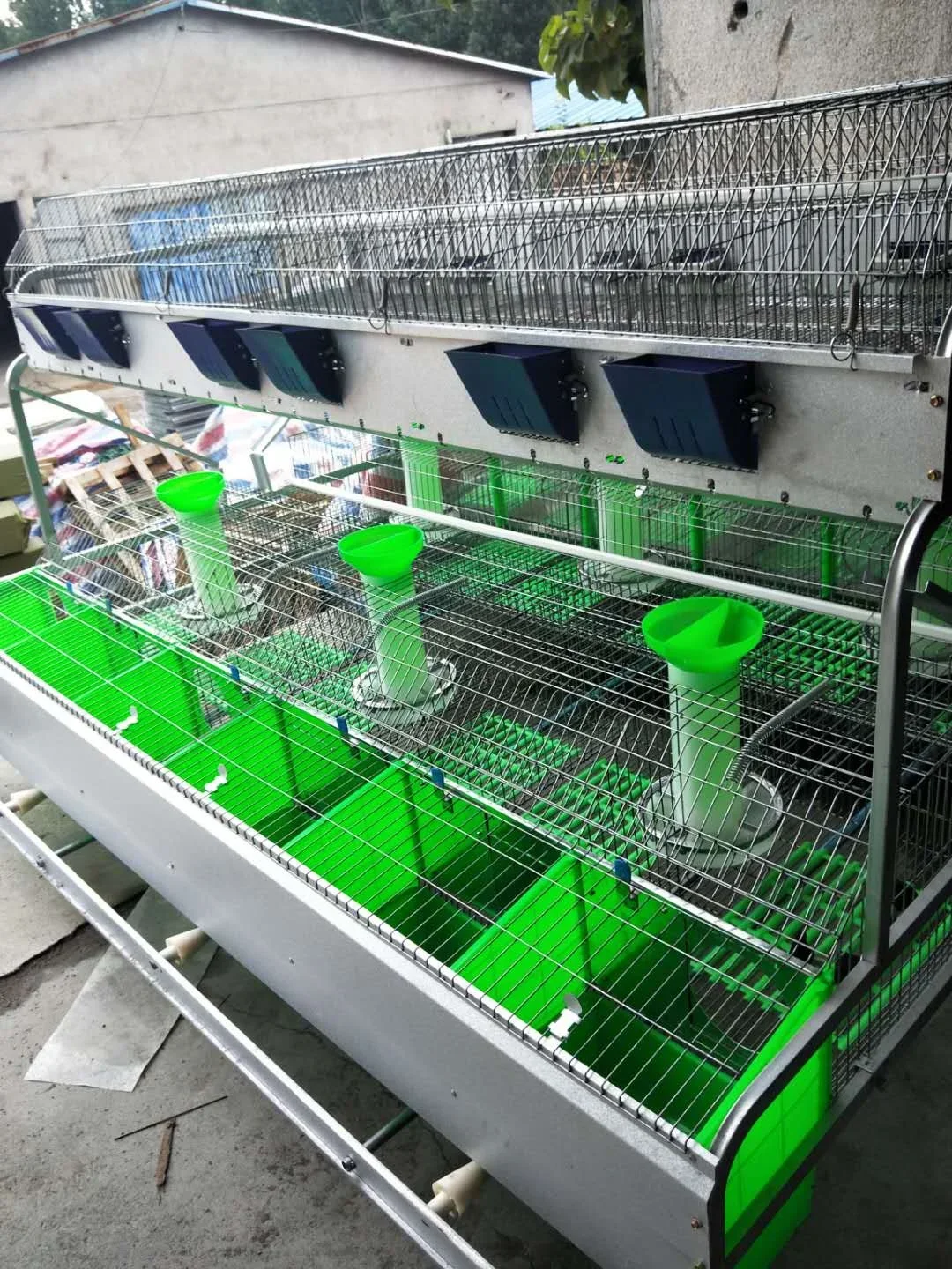 Special Extra Large Automatic Cleaning Free New Type for Rabbit Cage Farms