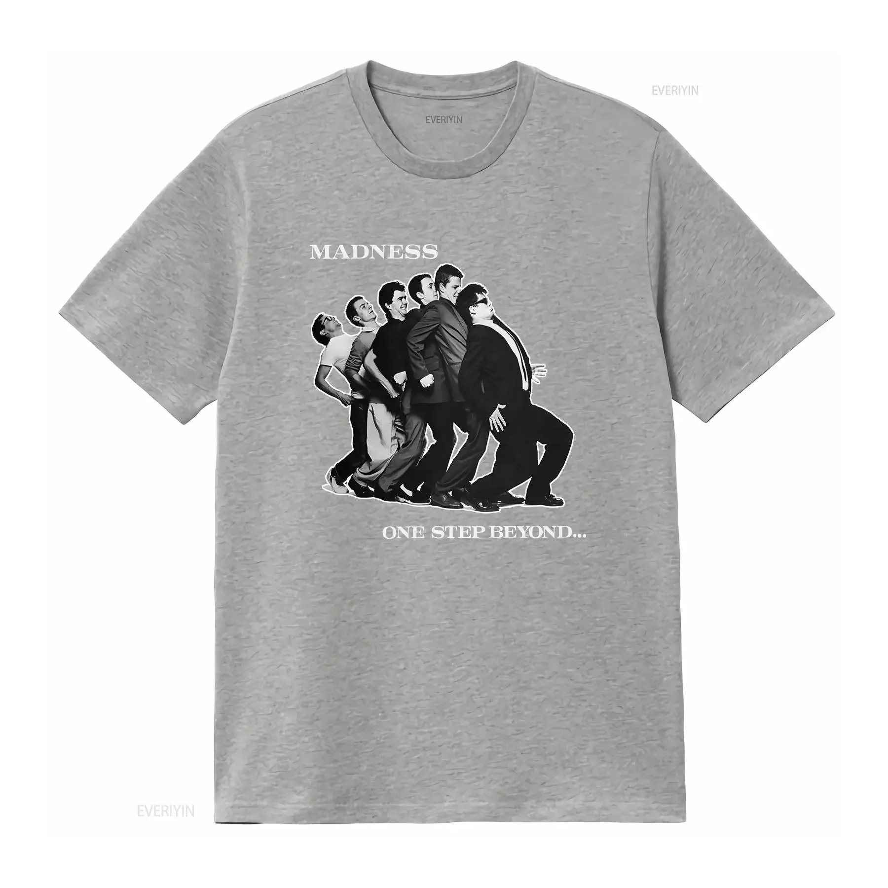 تي شيرت كلاسيكي 90s Madness Band تي شيرت عتيق مغسول قليلاً كاجوال مريح أوم أنيق للجنسين لأزياء الارتداء اليومي #4