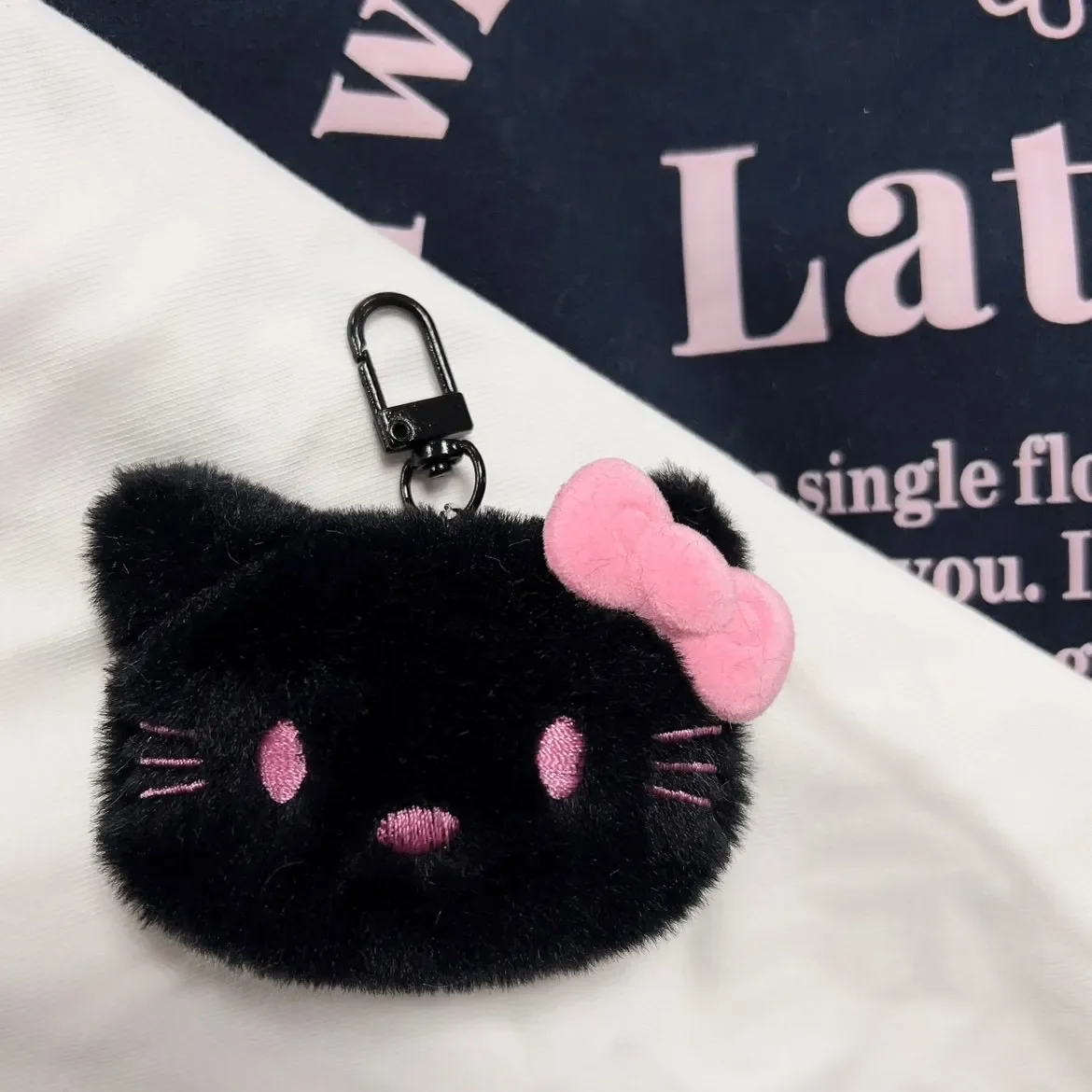 LLavero de peluche Kawaii Sanrio blanco y negro para niña, bonito banderín de mochila de dibujos animados, muñeco de peluche decorativo para niños, regalos de juguete