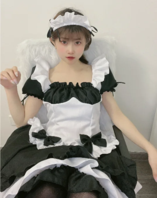 Donna Uomo Cameriera Servo Vestito Anime Cosplay Abito lungo Grembiule bianco e nero Abito Lolita Abiti 5XL