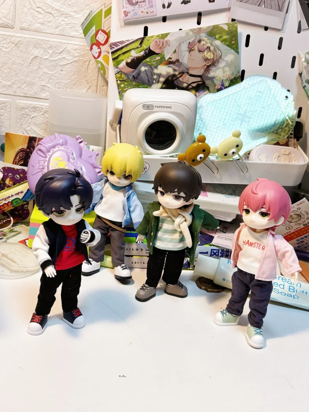 

Аутентичный новый продукт Naive Full Time Master'S Daily Mobile Doll 12 Points Bjd Blind Box от Ye Xiu Huang Shaotian Handheld