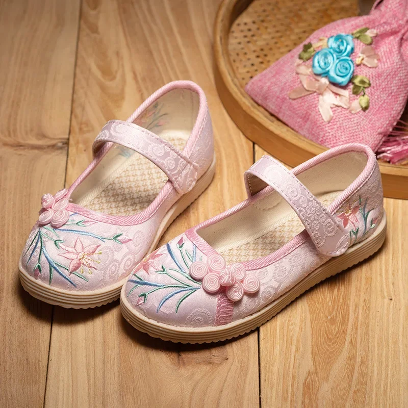 

Chinese Style Kid Girl Cloth Shoes Traditional Vintage Ethnic Princess Embroidery Shoes Fashion Children Causal Hanfu Flat Shoes