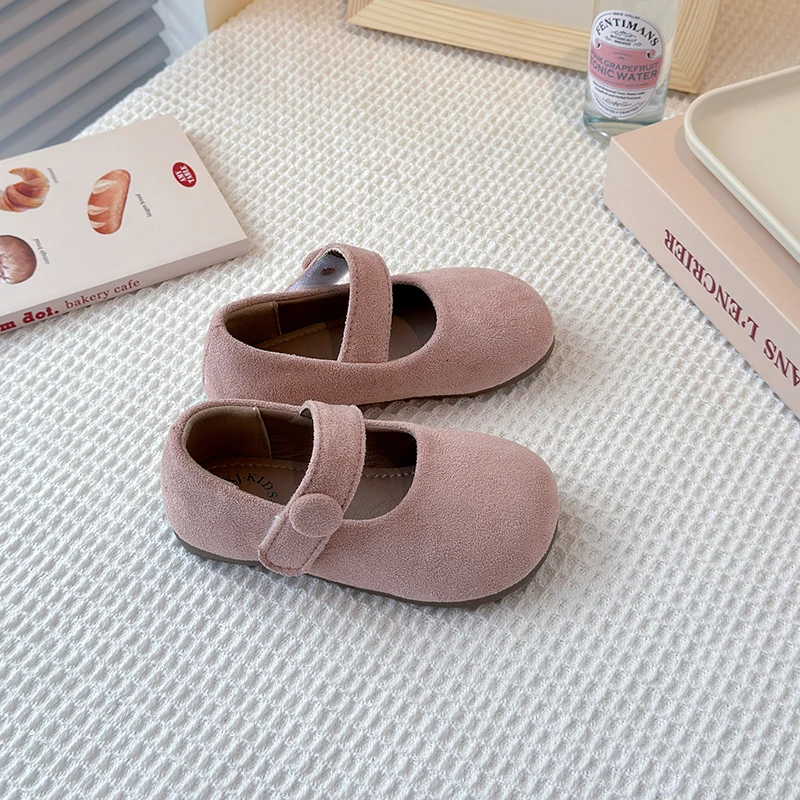 2025 جلد الغزال الاطفال الباليه أحذية مسطحة موضة ماري جين أحذية الأطفال الاتجاه شتاء جديد الحلو فستان لطيف أحذية رياضية Mujer