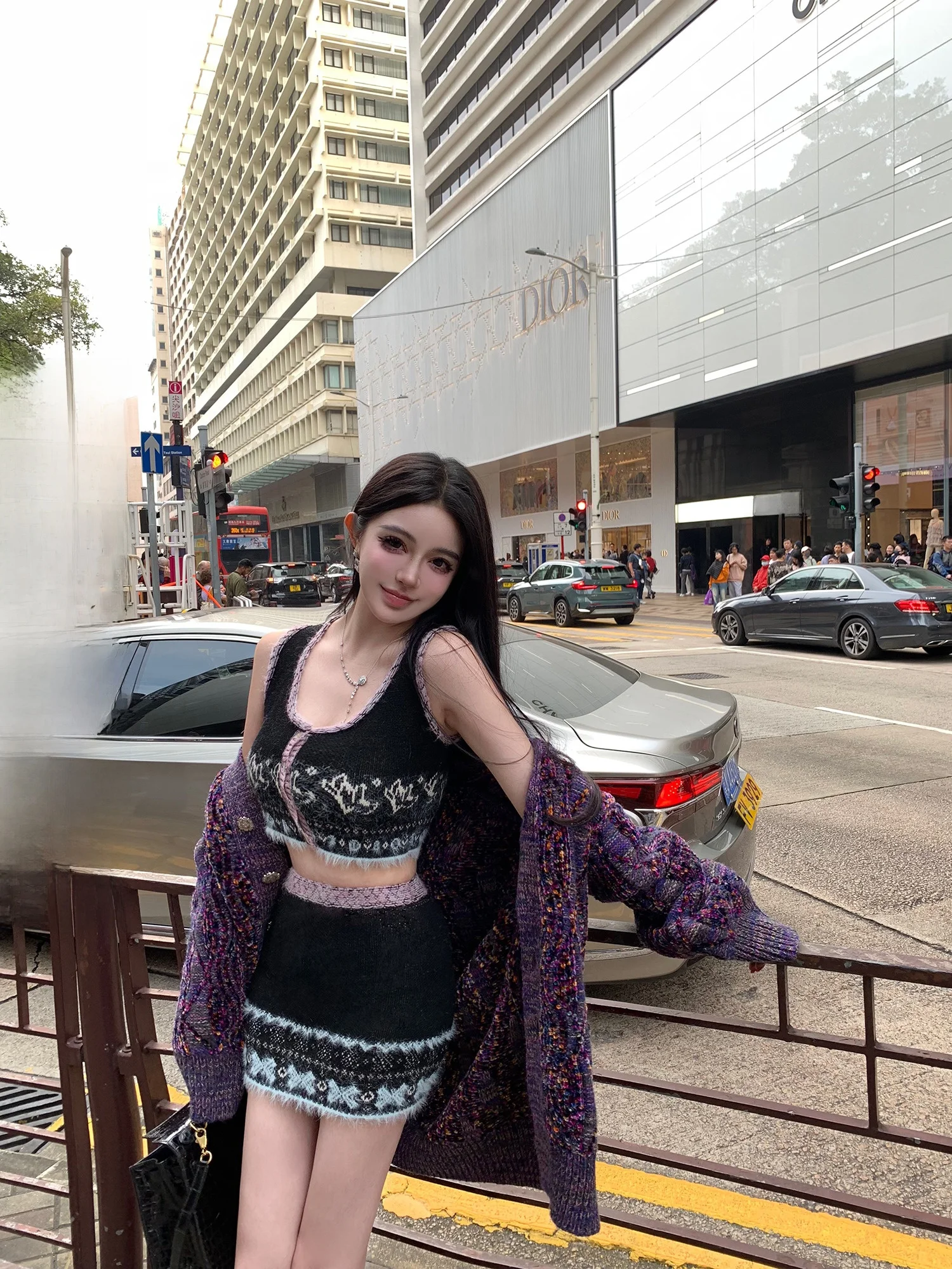 

Osmos Knitted Viola Ice Island S f-length Vest Skirt Set with Contrast Color Mink Velvet Embroidery Faionable Commut...