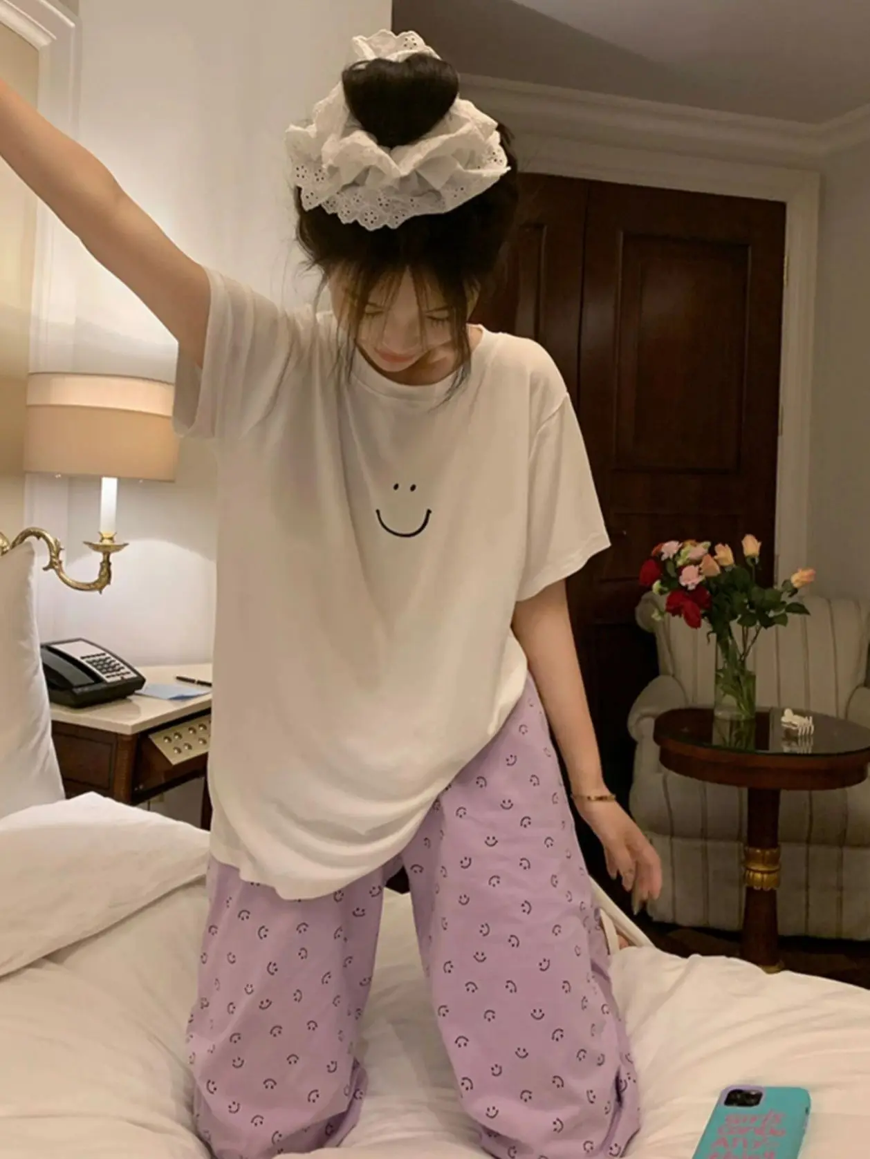 Trendy Smiley Face Print Short Sleeve Pajamas Women\'s 2024 New T-shirt Long Pants Loungewear Casual Set Ins Korean Style