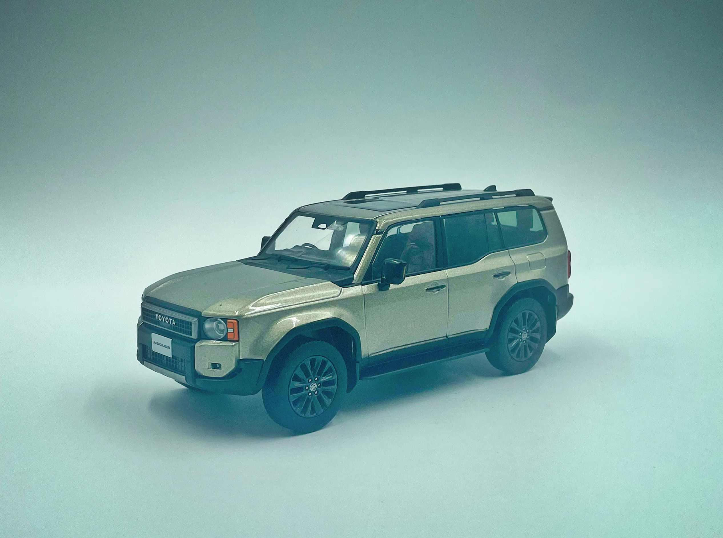 OEM 1:30 PRADO Land Cruiser SUV 2024 Simulation Limited Edition Alloy Metal Static Car Model Toy Gift