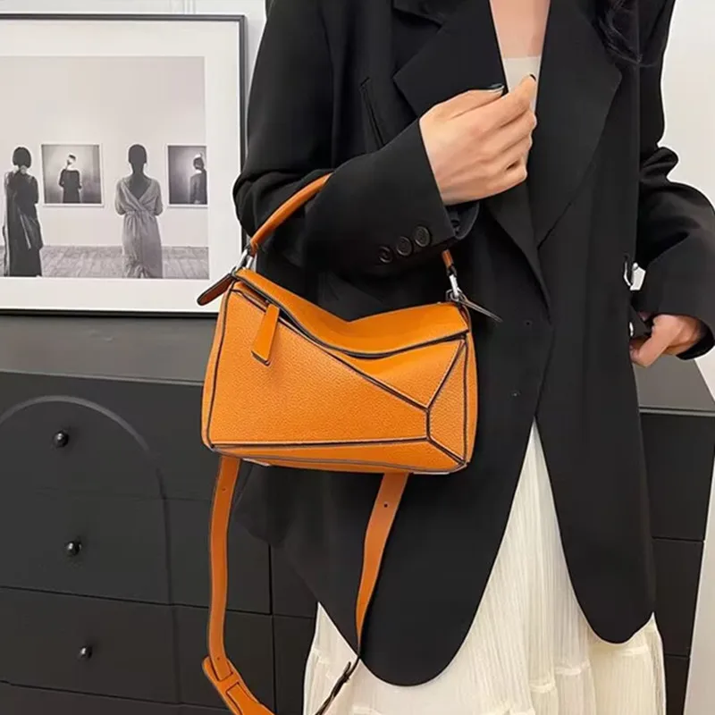 

2025 Luxury Designer Geometric Quilted Pillow Handbags Patchwork Design Women Shoulder Crossbody Bag New Fashion Messager Bag