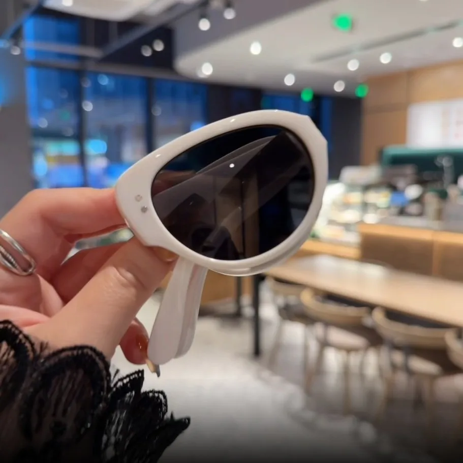 

Retro Cat Eyes Foldable 2025 New High-end Fashion-proof Sun Protection And Ultraviolet Narrow Frame Car Sunglasses 9674