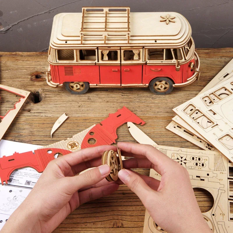 DIY Manual Assembly Model Car Wooden Retro Bus 3D Puzzle Camper Van Children Boy Girl Gift Educational Toys Home Decoration