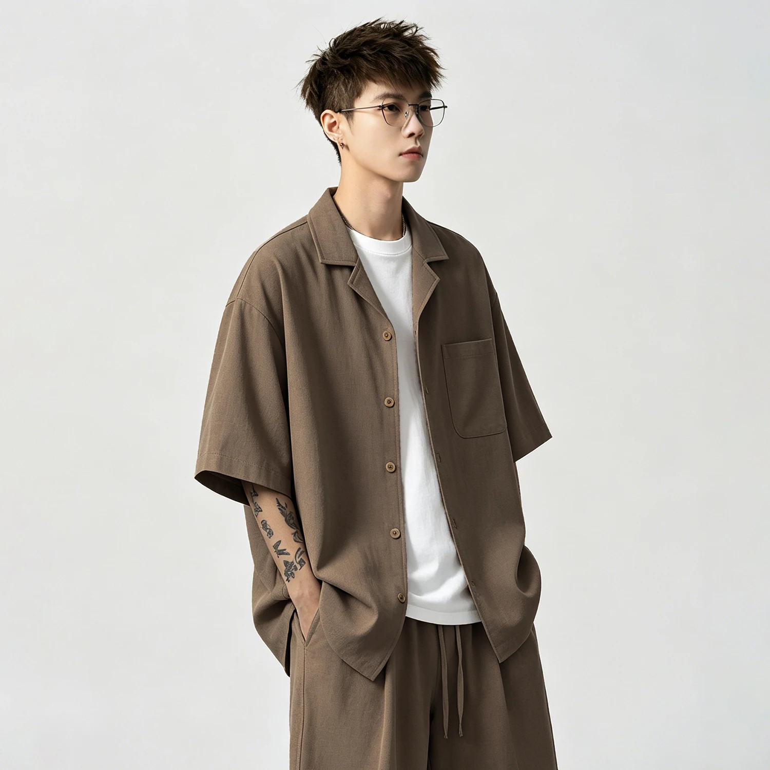 Summer Men's Casual Cool Short Sleeve Shirt Fashionable Solid Color Loose Fit for Beach Holiday Vacation