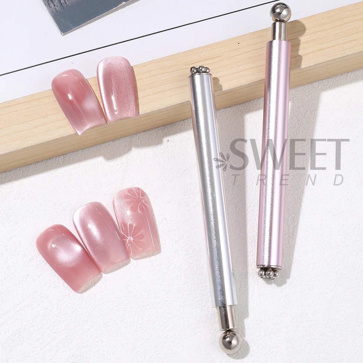 3 In 1 Flower Round Cat's Eye Nail Magnetic Pen Dual-Ended Adjustable Round Ball Magnet Stick Auxiliary Creative Manicure Tools view 4