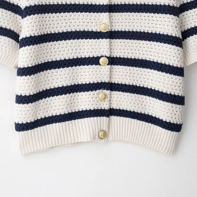 เสื้อคาร์ดิแกนถักไหมพรมผู้หญิง สปริง 2025 สไตล์สตรีท ทรงหลวม แขนยาว ลายทาง ความยาวปกติ