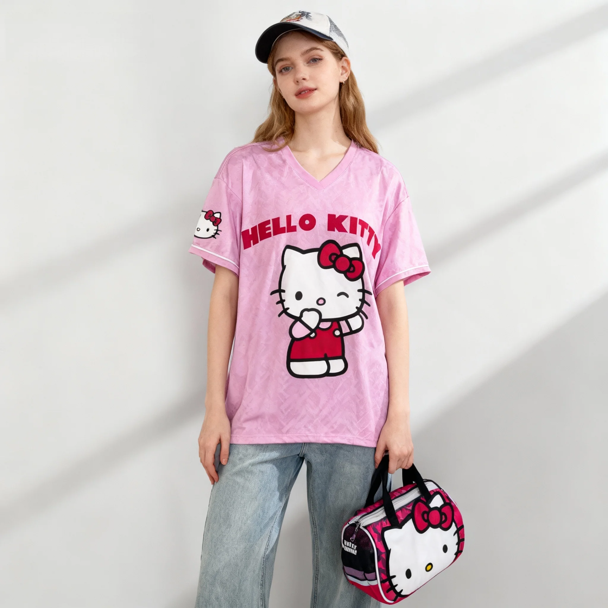 

Sanrio Family Hello Kitty Series Shirt Sweet and Cool Street Summer T-shirt Oversized Adult Top New Style Maternity Wear