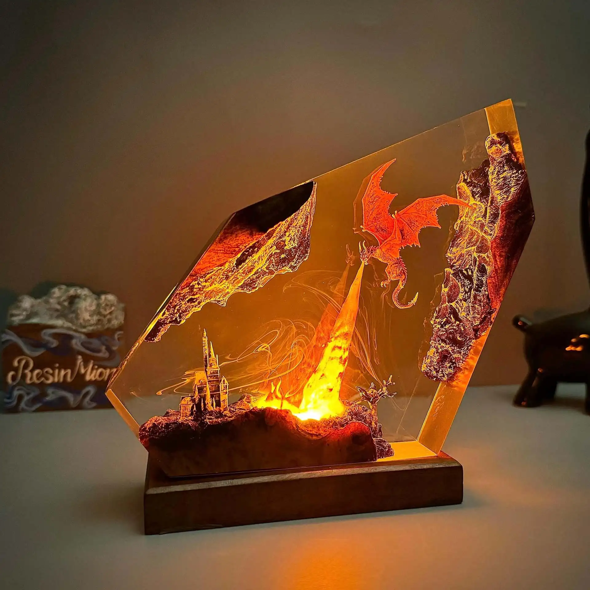New Fire-breathing Dragon Resin Luminous Design Halloween Christmas Gift Home Desktop Atmosphere Decorative Item