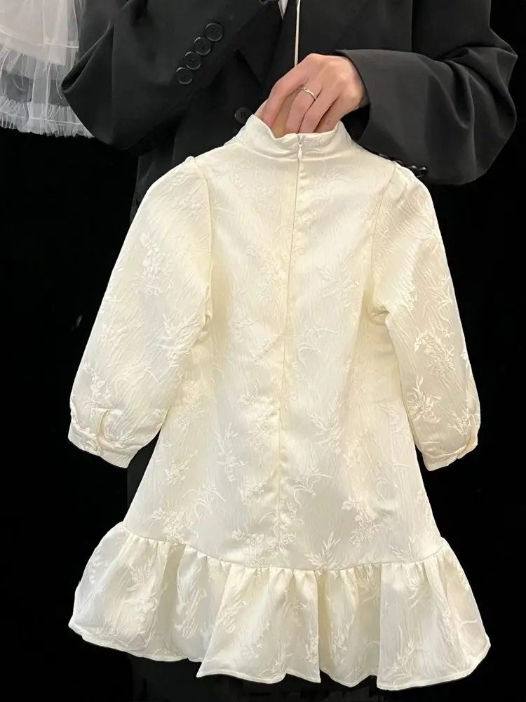 New girls' long sleeved dress 2025 new style children's Chinese style embroidered hollow buckle princess dress