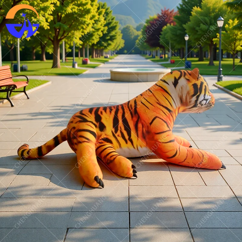 

Custom Inflatable Lifelike Tiger Decoration Cartoon Animal-Themed Display Prop for Outdoor Malls