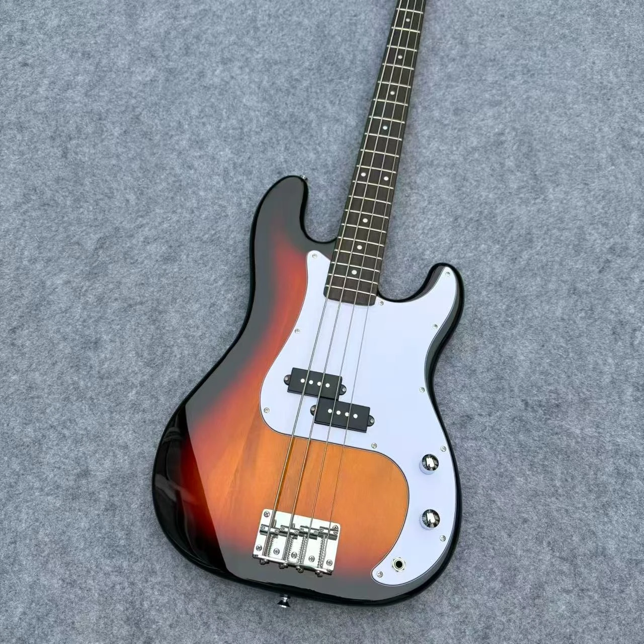 PB‑Style 4‑String Electric Bass Sunburst Gloss Finish Mahogany Body Maple Neck Rosewood Fretboard White Pickguard New Hot Sale
