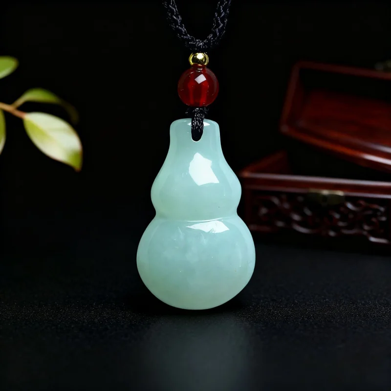 Xiyu Burmese Natural A-grade Gourd Pendant Jadeite Jewelry for Men and Women