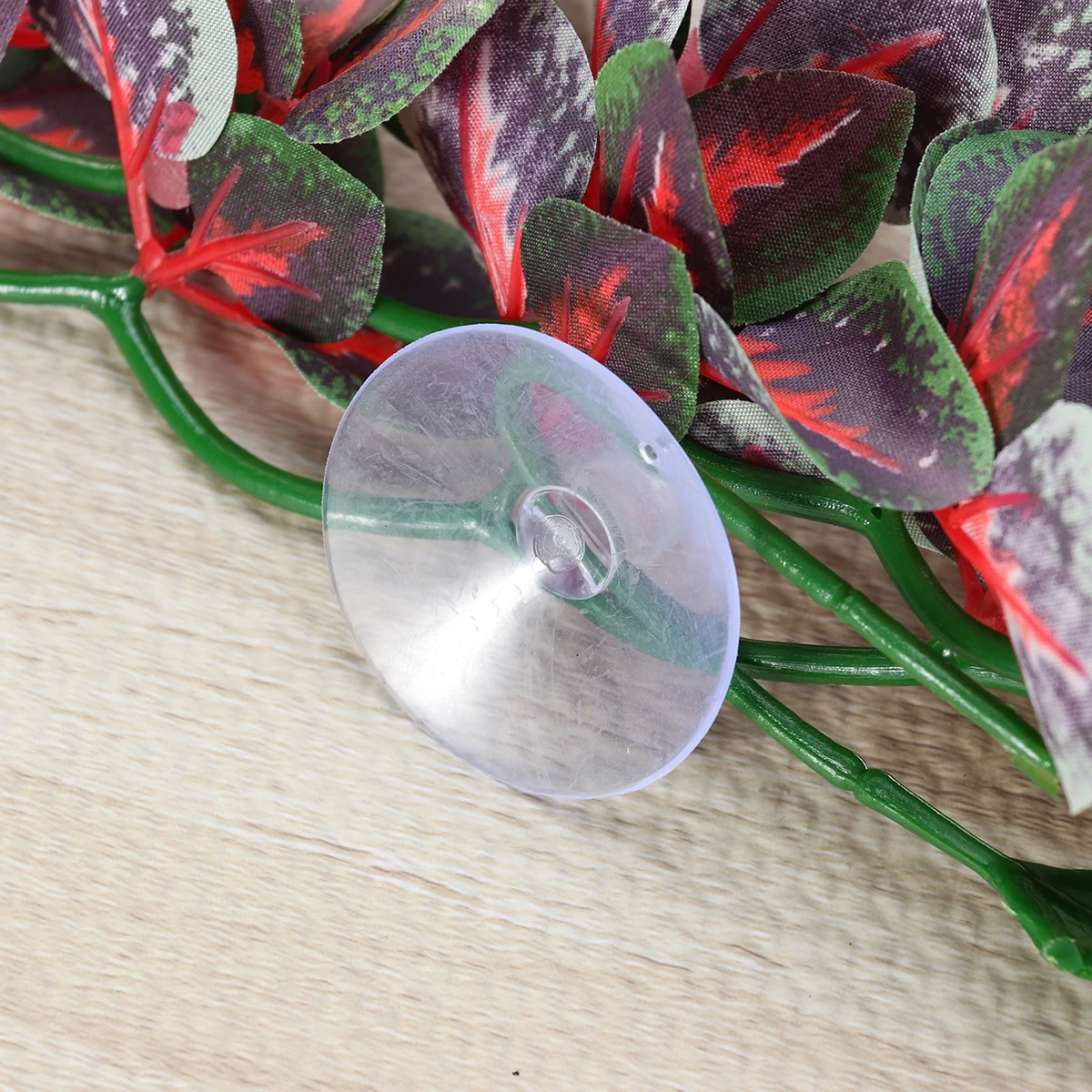 

Simulated Aquatic 40x10x1cm Durable Plastic Water Plants for Fish Tank Decorations Aquarium Accessories Lifelike Pet Fish Hide