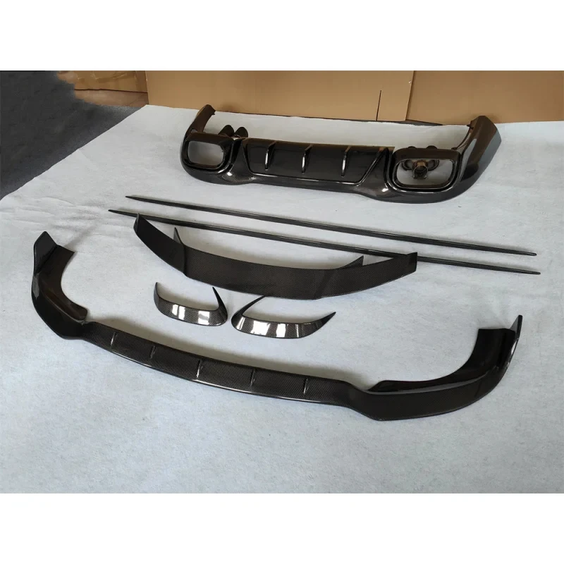 Factory Hot Sale High Quality Carbon Fiber B-Style Body Kit GT (Front Lip, Side Skirt, Rear Diffuser, Spoiler)
