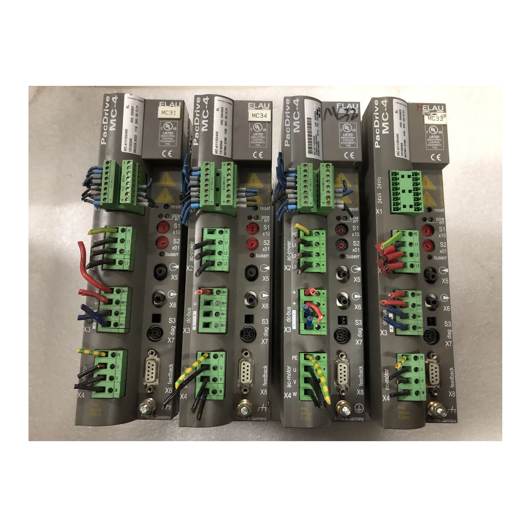 

ELAU MC-4/11/03/400 Servo Drive