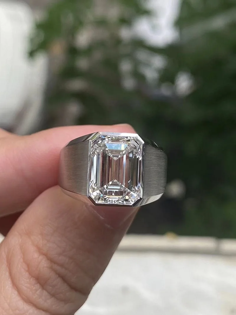 Ruif Customize 18K Gold about 5ct Emerald Cut CVD Lab Grown Diamond Ring Wedding Engagement Cocktail Men finger Fine Jewelry