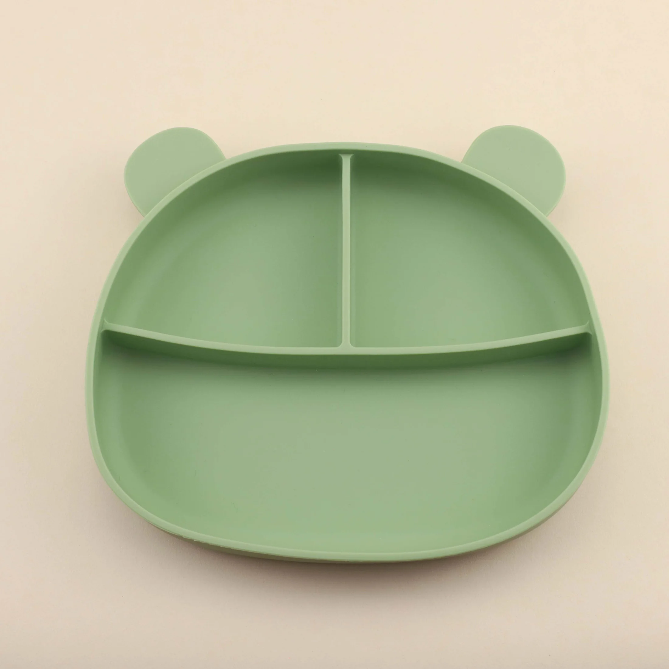 Food grade silicone meal plate cartoon bear meal plate large suction cup with strong suction force