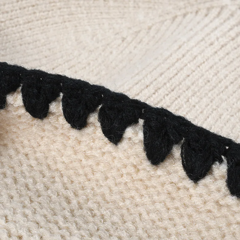 New autumn and winter handcrafted color-blocked striped knit hat, large size for women, outdoor warm and thick woolen hat