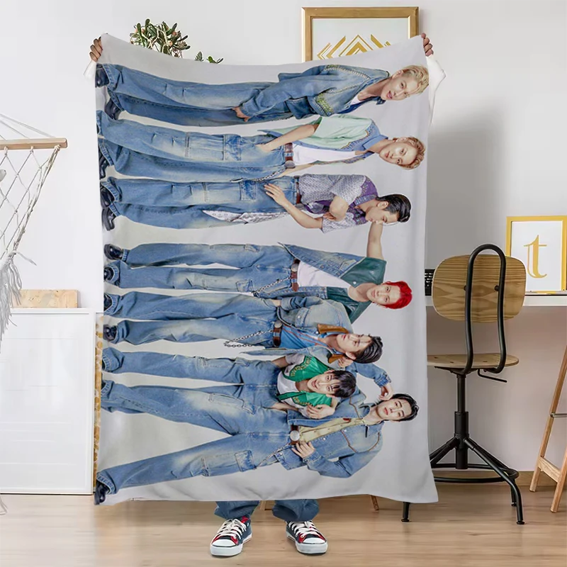 

Korean Kpop Band E-E-ENHYPEN Blanket Fleece Blankets on Offer Catnap Soft Plaid With Print Luxury Designer Bedding Sofa Quilt
