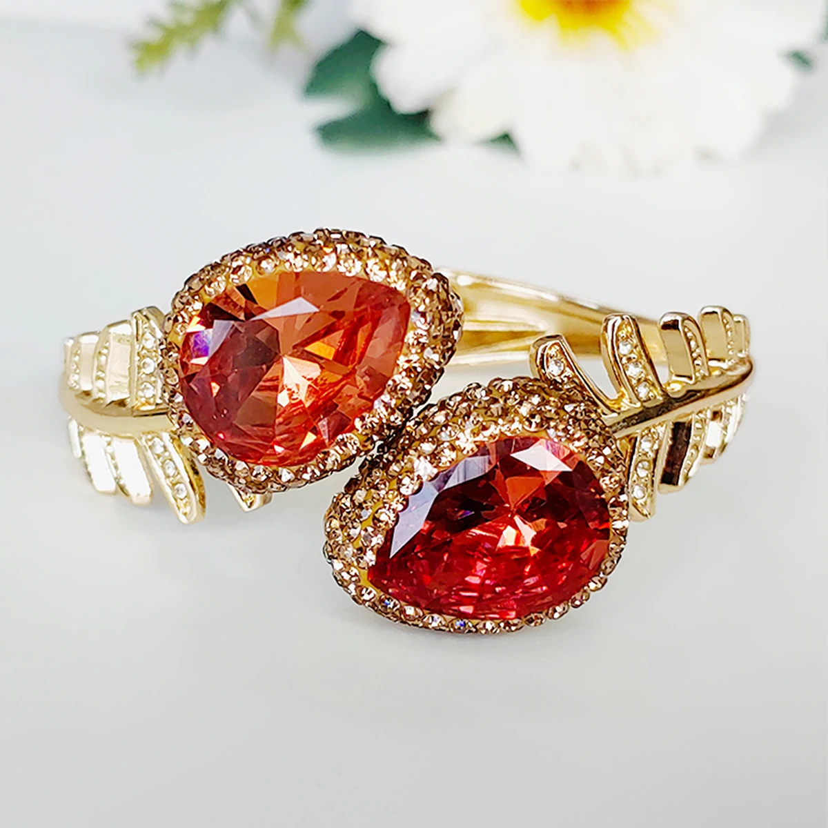 Fischgräten-Design Zultanit Farbwechselndes Manschettenarmband Birnenförmiger Türkischer Sultanit Edelstein Elegantes Geschenk für Frauen – Detail 7