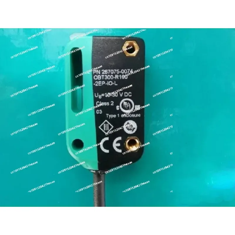 Suitable for Photoelectric sensor  300-R100-2EP-IO-L