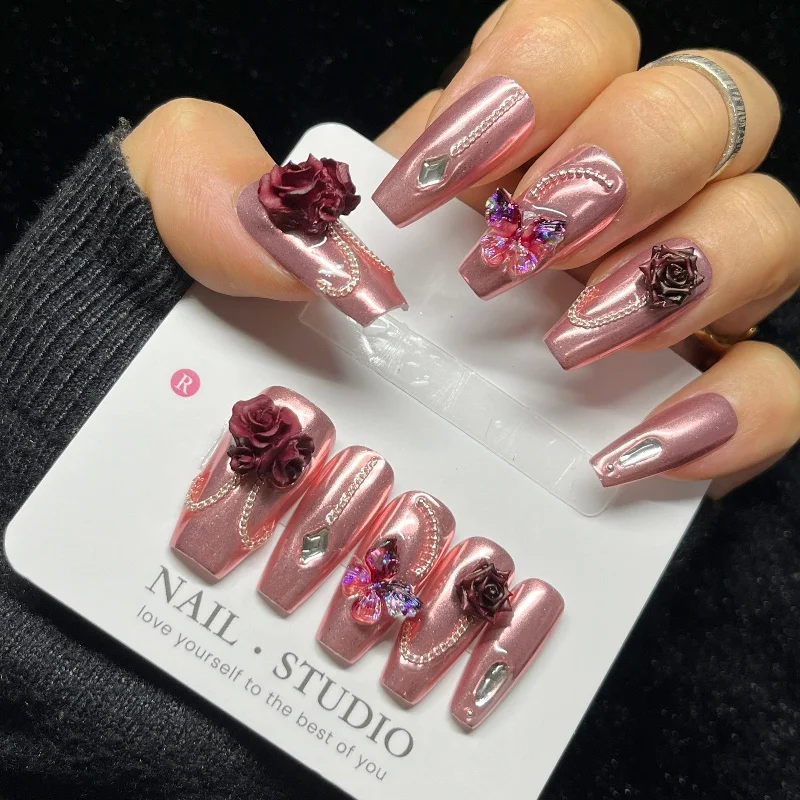 10 STKS Rose Goud Druk op Nagels 3D Bordeaux Roos Fonkelende Vlinder Decor Medium Doodskist Nep Nagels Metallic Ketting Nail Tips Art