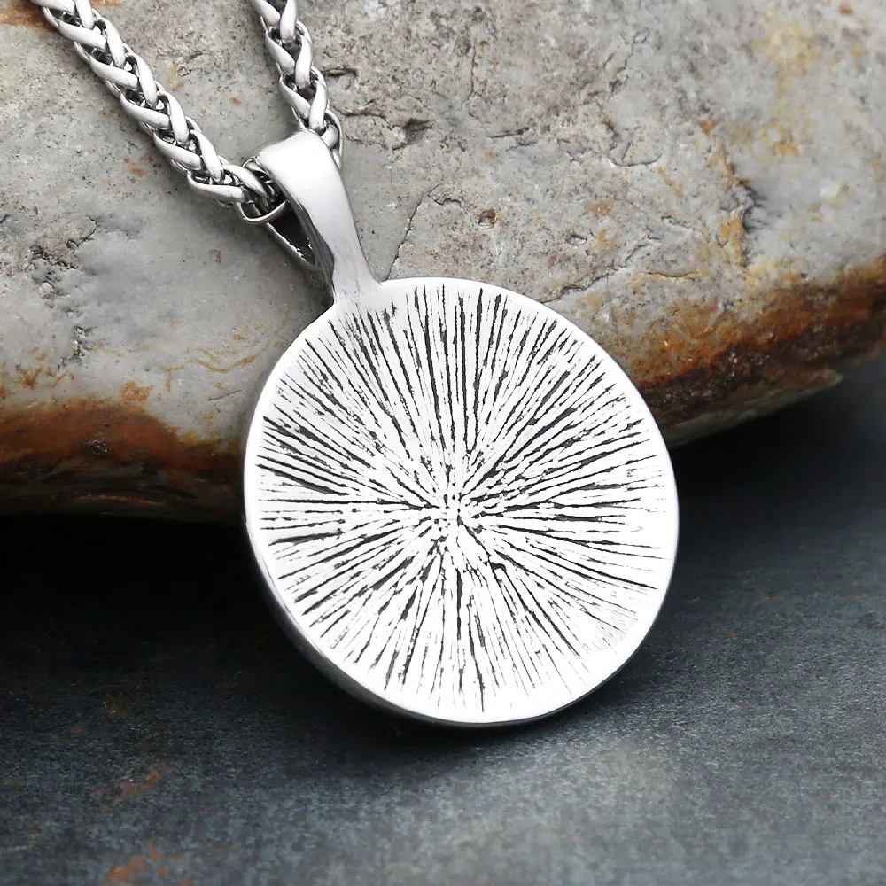 Vintage Stainless Steel Nordic Slavic Kolovrat Symbol Pendant Necklaces For Men Women Classic Ethnic Amulet Jewelry Wholesale