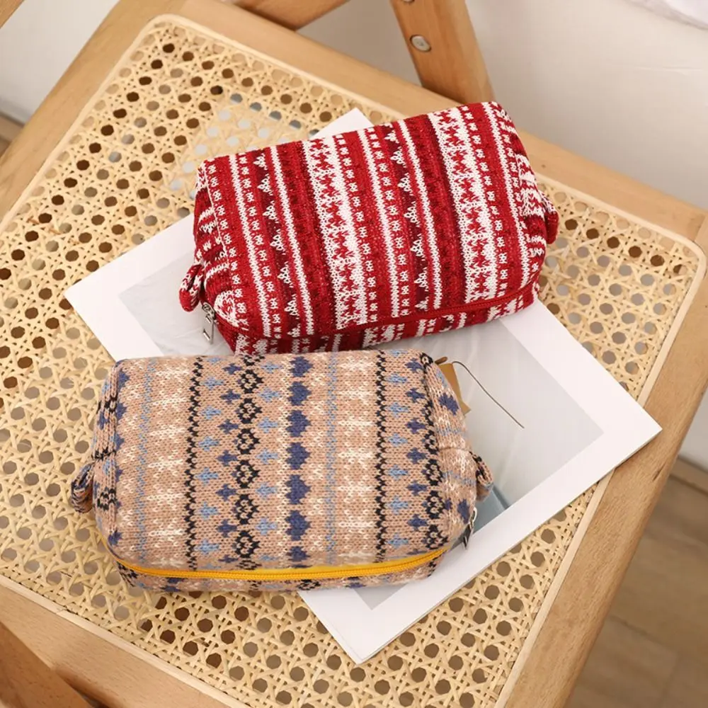 Knitted Fabric Christmas Cosmetics Storage Bag Large Capacity Girl Heart Christmas Pencil Case Multi Functional Portable