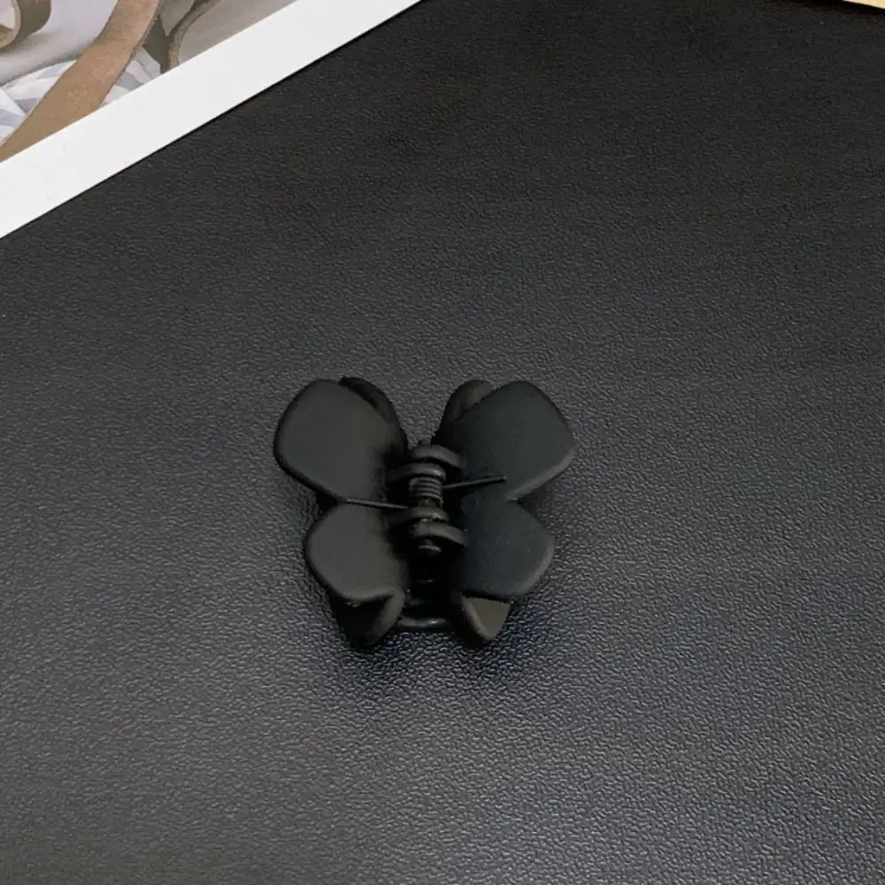1PC Retro Cartoon Small Hair Claw Clip Headwear Butterfly Hairpin Hair Accessories Headdress Barrette Women