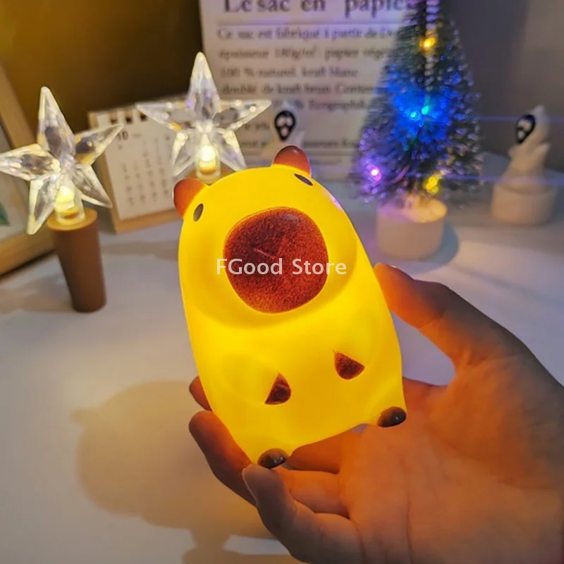 

Cute Capybara Night Light Children's Silicone Nightlight Gift USB Rechargeable Animal Touch Bedside Sleep Lamp Decoration