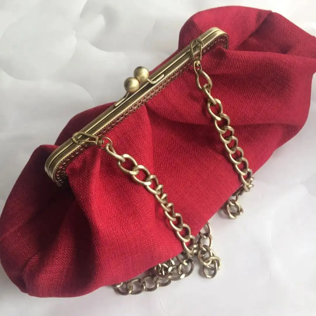 

Lost in Vintage Linen Woven Fabric Bags Evening Clutch Red Purse Metal Frame Antique Kiss Lock Puffy Bag Pleated Clutchs 30x20x9