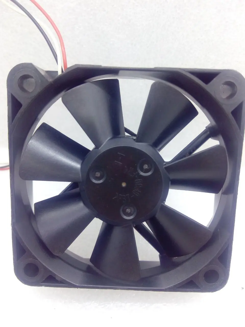 Nuevo RADIADOR DE VENTILADOR DE REFRIGERACIÓN ORIGINAL 2406GL-05W-B59 24v 0.13A 6015 60x60x15mm
