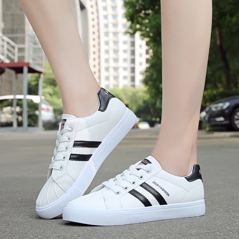 2024 new women\'s single shoes low-cut flat-soled lace-up round-toe vulcanized shoes flat-soled casual fashion sports shoes