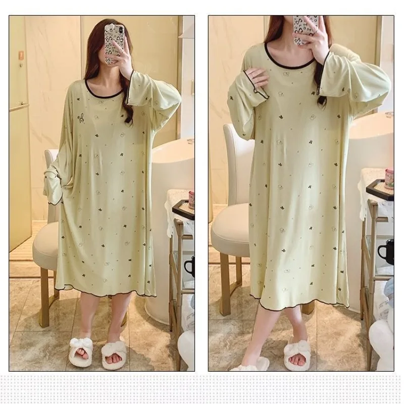 M-5XL فستان نوم نسائي كبير الحجم مع وسادة صدر للخريف مشروط بأكمام طويلة فستان بيجامة ملابس نوم فضفاضة يمكن ارتداؤها في الخارج