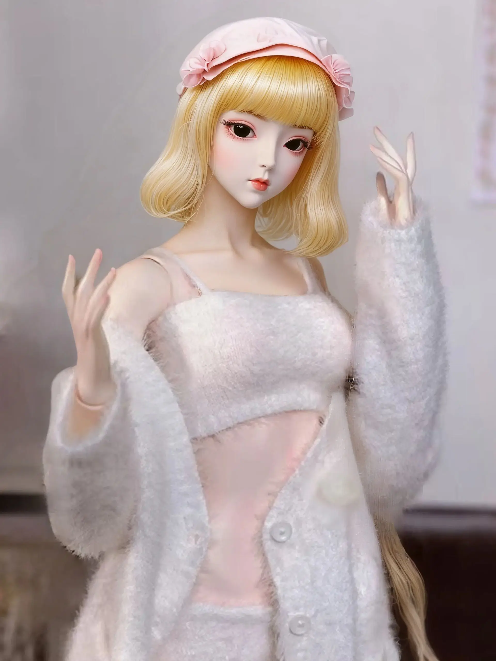 Dream Princess 1/3 Scale doll, 62 cm Ball-Jointed doll Complete Set, with Random Clothing, Shoes and Headwear Accessories, Girl